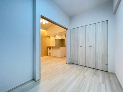 【寝室】 | プレジオ難波ASIAN