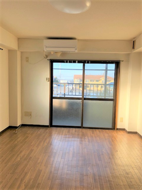 喜志マンションの洋室