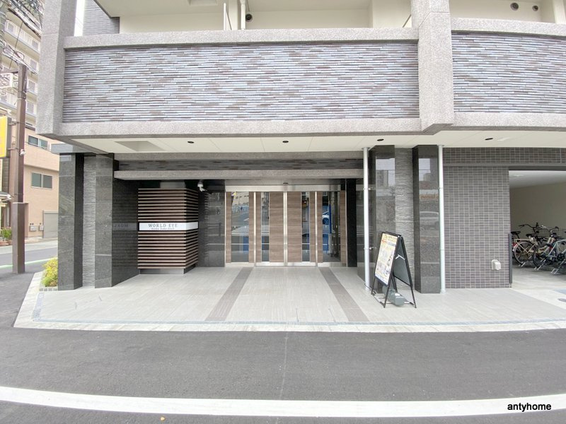 ワールドアイ大阪ドームシティⅡ 仲介手数料無料のエントランス
