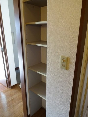 ヴェルドミール壱番館の収納