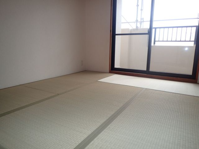 アイリット名和の和室