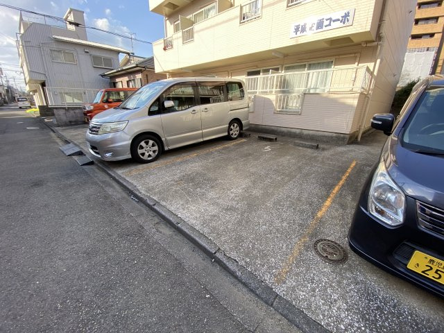 平成企画コーポの駐車場