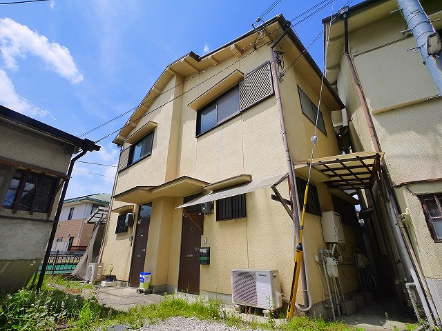 八軒町テラスハウスの外観|外はこのようになっています