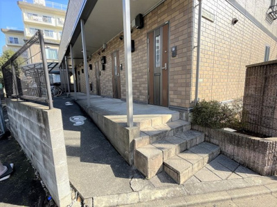 【エントランス】 | ブラウンファミーユ