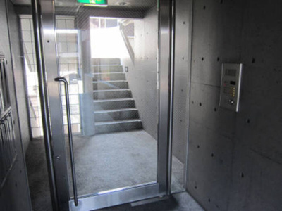 【エントランス】 | アルビオン | エントランスオートロック