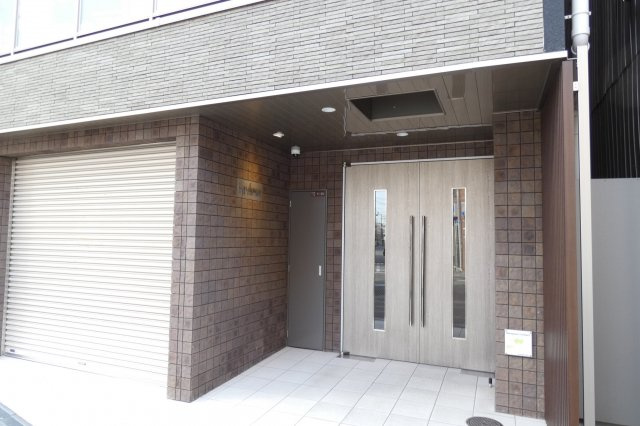 【エントランス】 | Hyu charmant