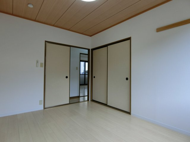 ソフィアＢ棟の洋室