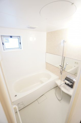 【浴室】 | Crea Fleur | ※同物件・同タイプの写真です。