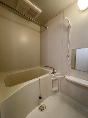 【浴室】 | ライラックⅡ | Ⅱ105の写真（間取反転タイプ：イメージ）