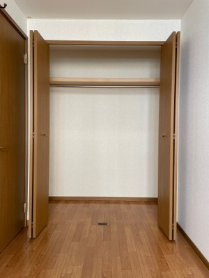 【収納】 | ライラックⅡ | Ⅱ105の写真（間取反転タイプ：イメージ）