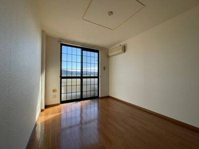 【洋室】 | ライラックⅡ | Ⅱ105の写真（間取反転タイプ：イメージ）