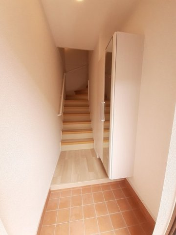 フランフラワーＡの玄関|ゆったりとした玄関です