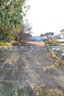 【前面道路含む現地写真】 | 私道（私有地、法外道路）部分。持分有り。