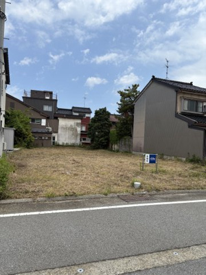  | 本町二丁目売地