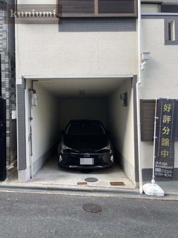 枚方市長尾谷町3丁目の駐車場