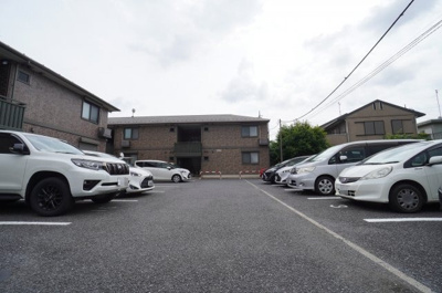 【駐車場】 | ピュア 調