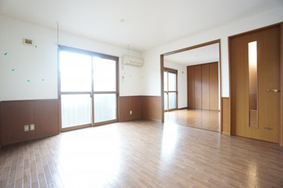 【寝室】 | ピュア 調 | ※同物件・反転タイプの写真です。