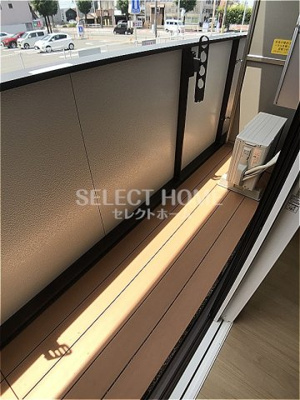 【バルコニー】 | Ｓｈａｌｏｍ芦池 | 落ち着いた時間を過ごせるバルコニーです