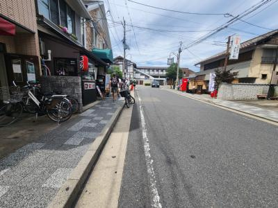 ニチエーマンションの周辺|前面道路