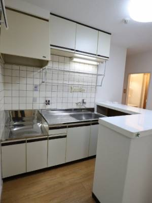 【キッチン】 | ザ　ホワイトレジデンス