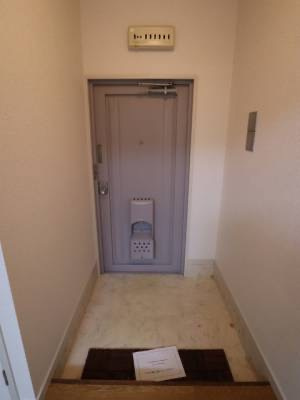 【玄関】 | ザ　ホワイトレジデンス