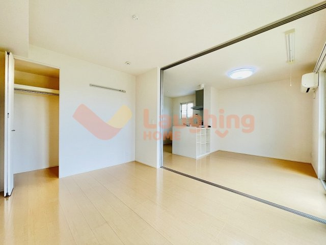 ホワイトクローバーの洋室|使い勝手のいい洋室です