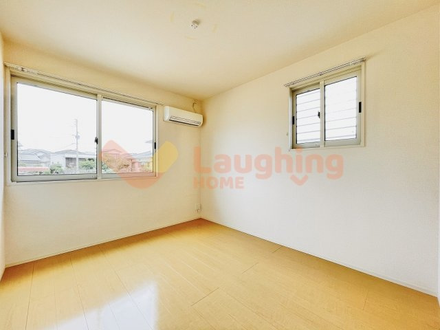 ホワイトクローバーの寝室|使い勝手のいい寝室です