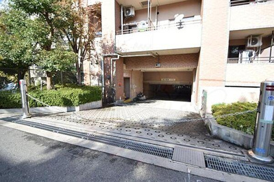 【駐車場】 | ニューシティアパートメンツ上町台