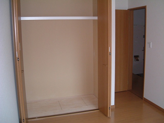 ラフィーネ知利別の収納