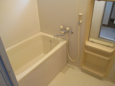【浴室】 | ガーデンヒルズ高の原