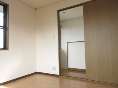 【洋室】 | ガーデンヒルズ高の原