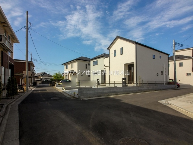 川越市砂22-1期　新築戸建の前面道路含む現地写真|東側4.0ｍ市道