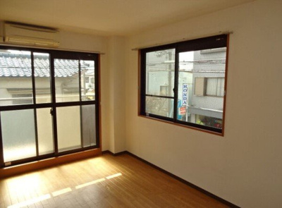 【居間・リビング】 | ノーブルハイム諸福