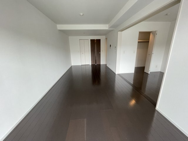 グリーンヒルズの居間・リビング