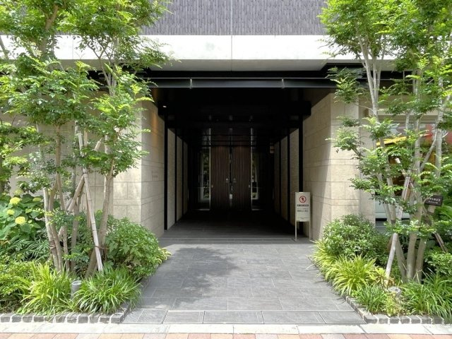【エントランス】 | クレヴィア日暮里 THE RESIDENCE