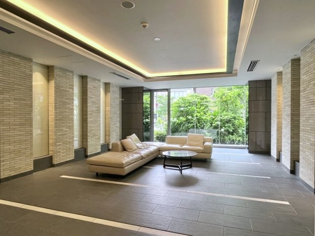 【ロビー】 | クレヴィア日暮里 THE RESIDENCE