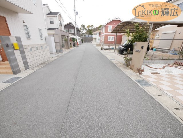姫路市飾東町佐良和　中古戸建の前面道路含む現地写真|住宅ローンなど不動産の質問もお気軽にご連絡お待ちしております。