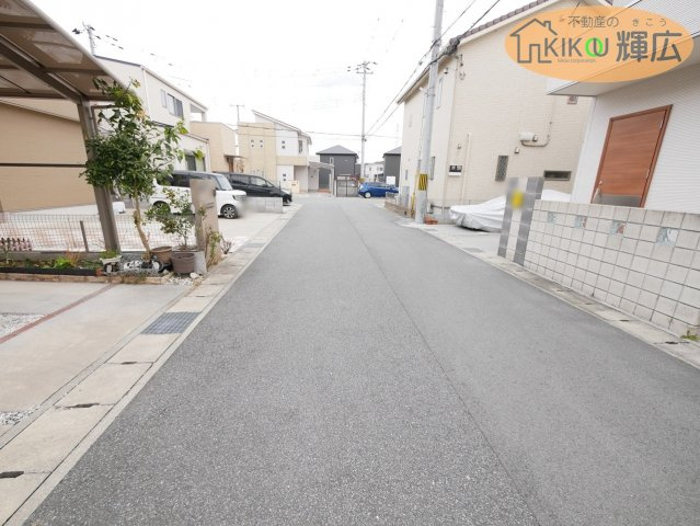 姫路市飾東町佐良和　中古戸建の周辺|閑静な住宅街です。