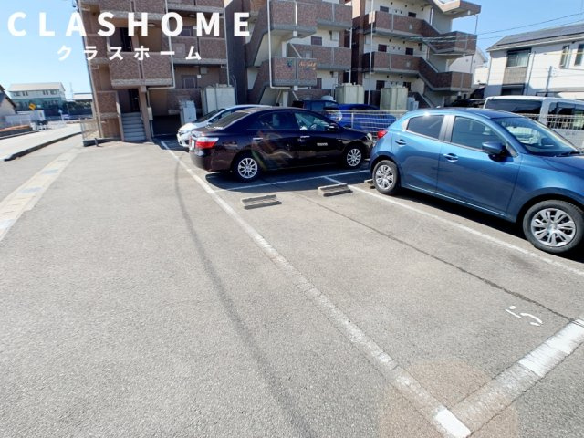 シーズン　　刈谷市近郊の賃貸ならクラスホーム刈谷店の駐車場