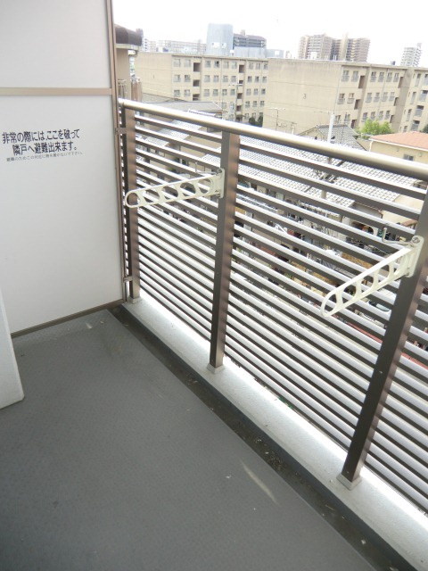 FEEL三国のバルコニー