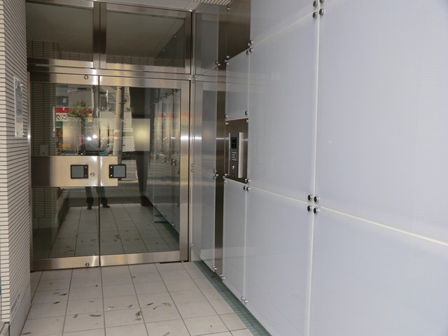 FEEL三国のエントランス