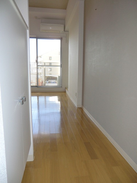 FEEL三国のその他|廊下