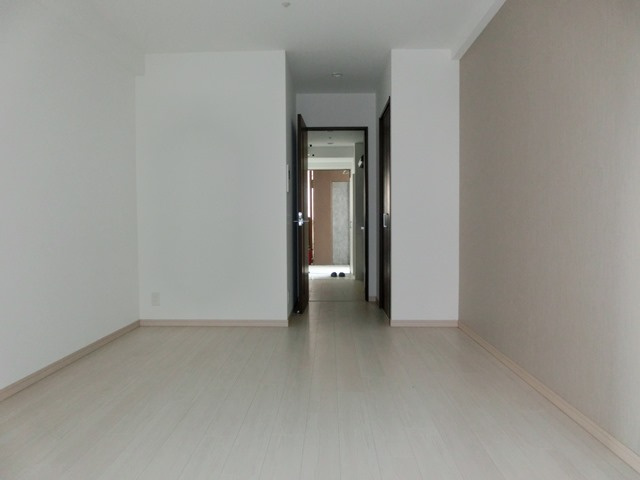 リッツ加島の洋室