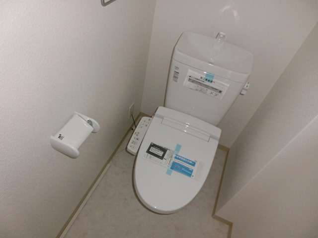 大阪市淀川区加島３丁目の賃貸マンションのトイレ