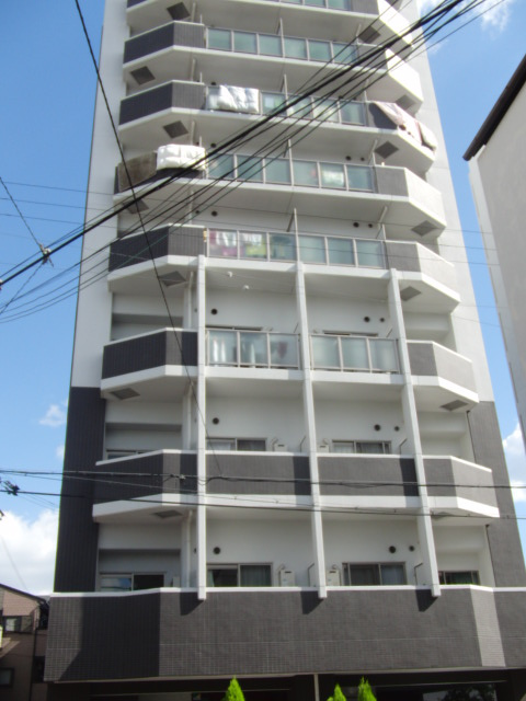 大阪市淀川区十三東３丁目の賃貸マンションの外観