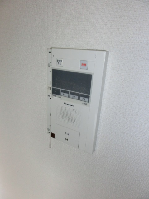 エル三津屋のセキュリティ|モニターフォン