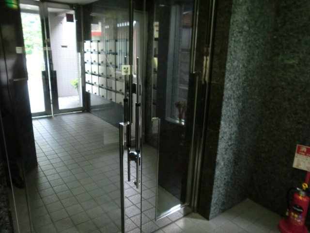 シンセリティ野中のエントランス