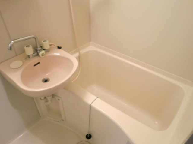 シンセリティ野中の浴室