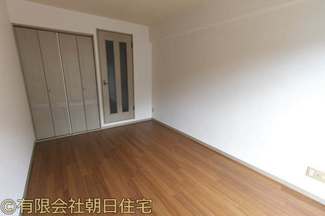 ラーバン町田の居間・リビング