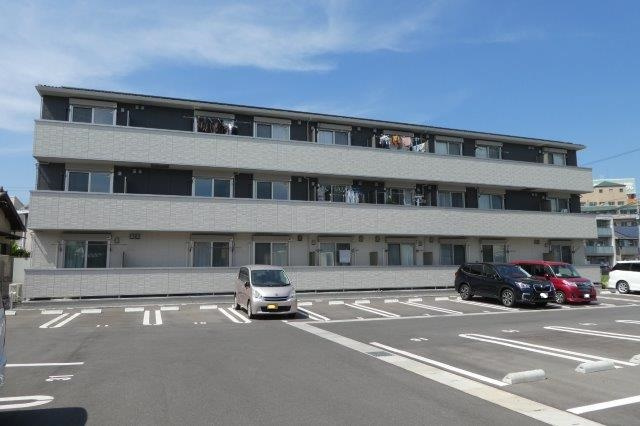 倉敷市田ノ上のアパートの外観